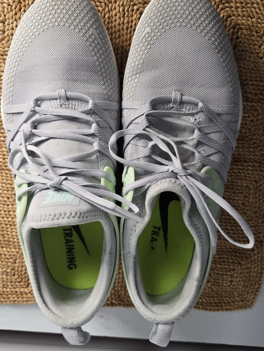 Nike Tennis Shoes Women' s Size 7